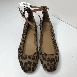 Gap Leopard Print Textile Flats Size 8 Ankle Strap